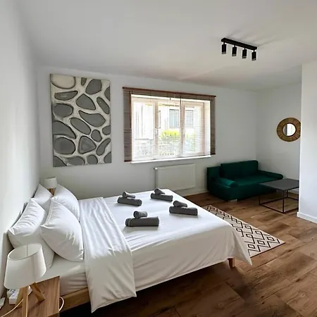 Apartment Przystan Jeziorna *